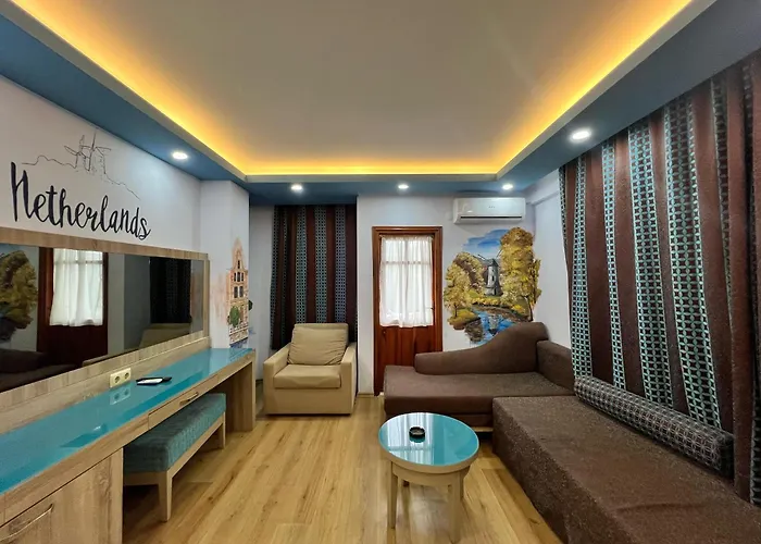 Esma Aparthotel 3*