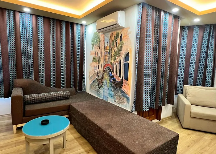 Esma Aparthotel 3*