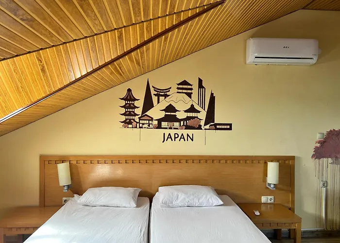 Esma Aparthotel 3*
